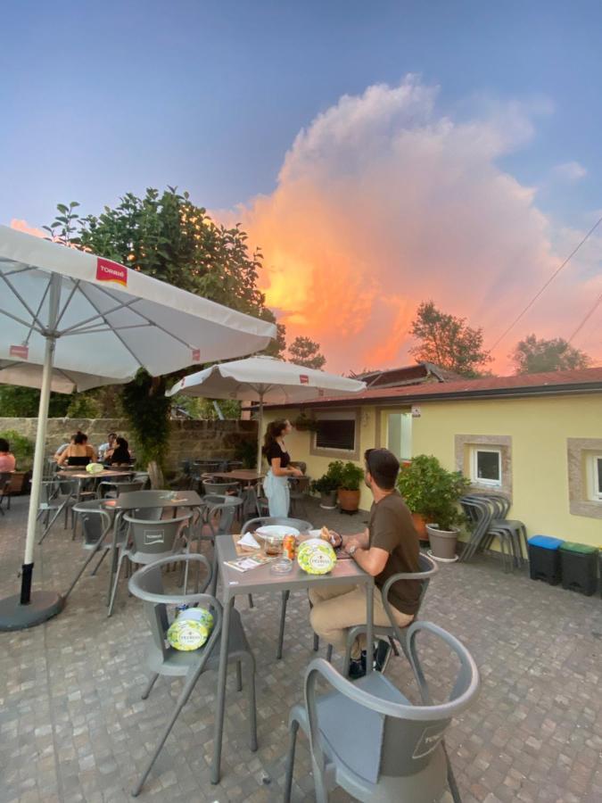 Ninho D'Arara Bed and Breakfast Tondela Exteriör bild
